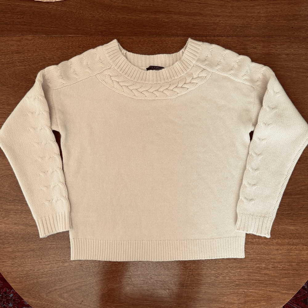 Ann Taylor w Cashmere | Cream Cable Knit Sweater | Women's M